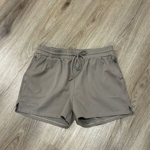 Cynthia Rowley Athletic Shorts Size Medium